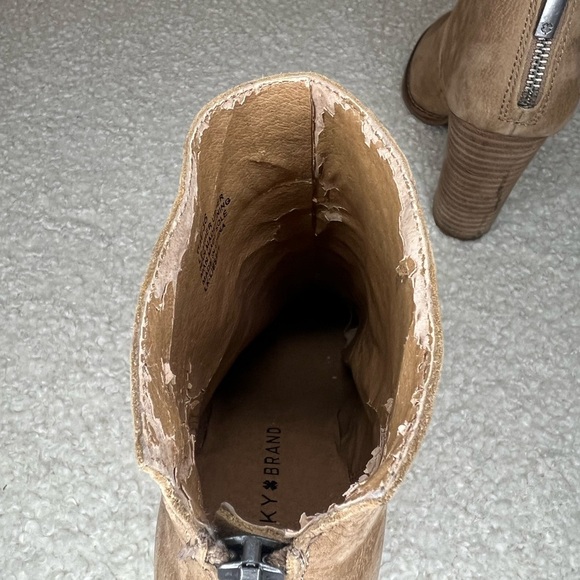 Lucky Brand Booties Size 6 Medium Width - Picture 7 of 8